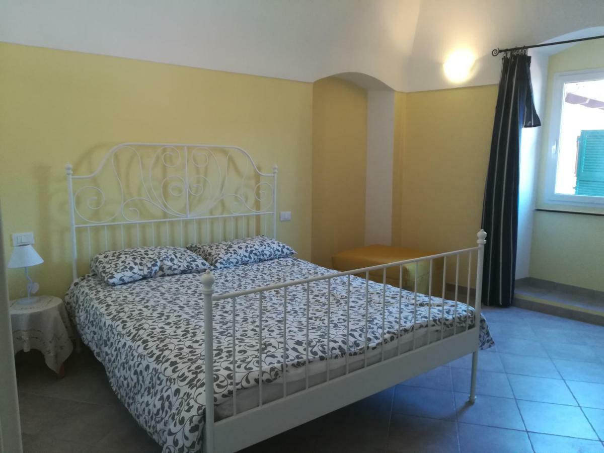 Ferienwohnung I Fiori Di Santo Stefano Santo Stefano al Mare Exterior foto